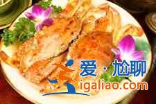 姜蔥炒花蟹的做法? 姜蔥炒花蟹的做法?