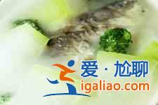 鯽魚冬瓜湯的做法? 鯽魚冬瓜湯的做法?