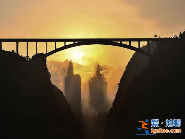 【中國(guó)唯一的城市大峽谷】黔江城市峽谷景區(qū)4月29日正式開放? 【中國(guó)唯一的城市大峽谷】黔江城市峽谷景區(qū)4月29日正式開放?
