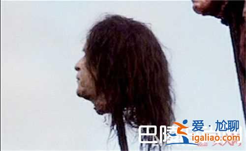 名劍收割機的鐵王座 玩嗨奈德的腦袋被惡搞的小布什爆眼后的紅毒蛇竟然睡著小玫瑰也怕劇透假戲假作的雪諾連？