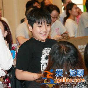 《爸爸去哪兒》中10大星二代近照曝光，看看誰(shuí)的變化最大？