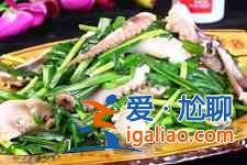 魷魚炒韭菜？