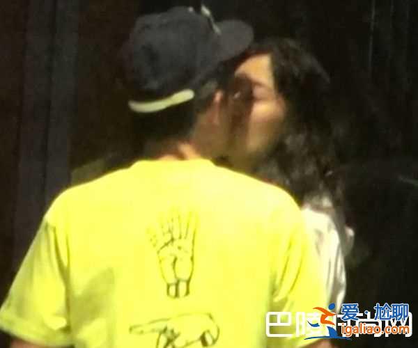秦舒培結了幾次婚 秦舒培前夫是誰？