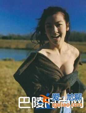 林熙蕾竟帶女兒喝馬桶水 林熙蕾泳裝事件被扒？