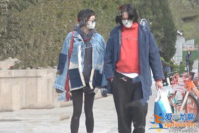 王傳君齊溪官宣戀情  王傳君齊溪什么時候在一起的？
