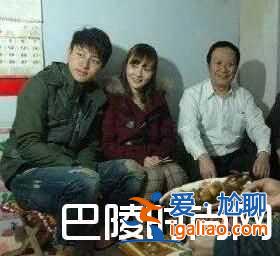 李小璐隨夫回農村秒變村姑 可以說是十分接地氣了？