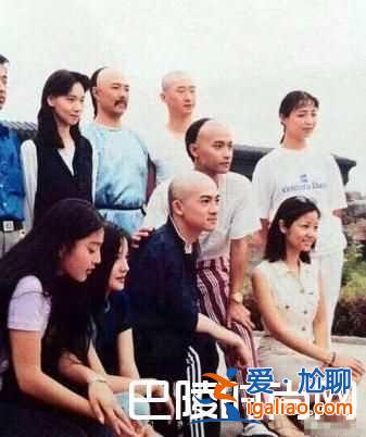 還珠格格合照曝光 16歲范冰冰丫鬟秒殺格格趙薇林心如？