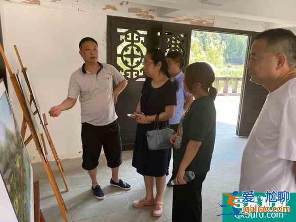 電影《紅旗飄飄》主創巴中采風 不畏酷暑深入革命老區? 電影《紅旗飄飄》主創巴中采風 不畏酷暑深入革命老區?