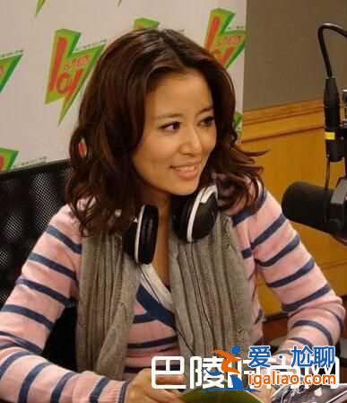 林心如穿拖鞋出門 素顏會友似路人甲霍建華娶林心如有苦衷？