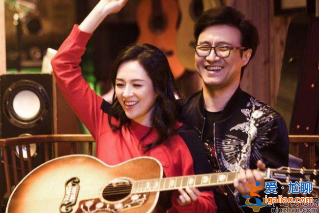 章子怡汪峰破離婚傳言!女方街頭摟抱老公秀恩愛 頻頻撒嬌似少女