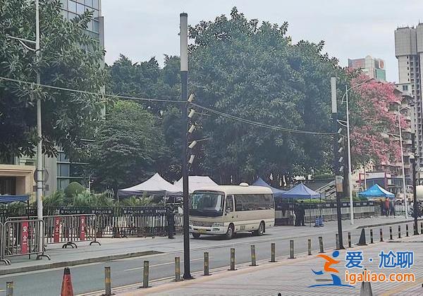 以我們對許家印的判斷 不管發(fā)生什么 他都不會自殺? 以我們對許家印的判斷 不管發(fā)生什么 他都不會自殺?