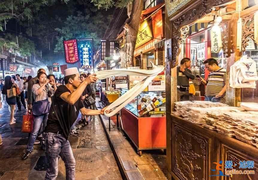 【西安晚上去哪玩】西安適合晚上玩的景點，西安哪些景點適合晚上玩？