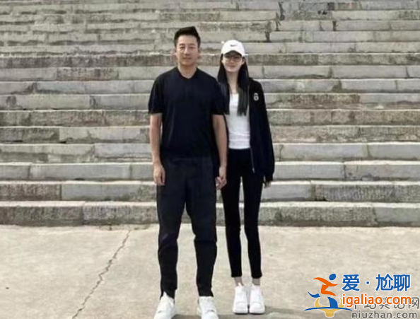 汪小菲張穎穎牽手照似證戀情 這是承認(rèn)了戀情？