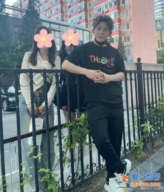 陳翔直播身材圓潤引爭議 網友:身材發福不注重身材管理 陳翔直播身材圓潤引爭議 網友:身材發福不注重身材管理