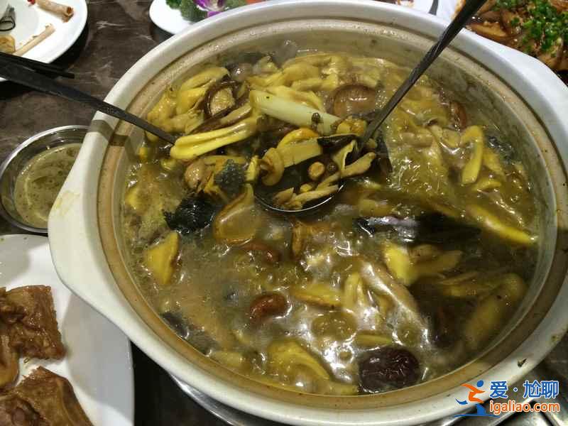 云南不只有米線,說(shuō)說(shuō)云南各地的特色美食? 云南不只有米線,說(shuō)說(shuō)云南各地的特色美食?
