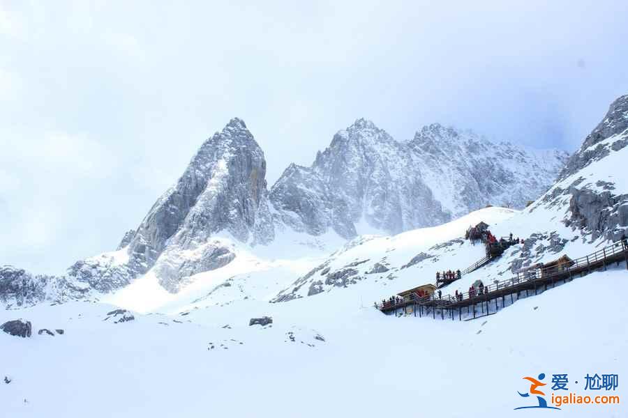 麗江古鎮(zhèn)怎么到玉龍雪山，麗江到玉龍雪山怎么走？
