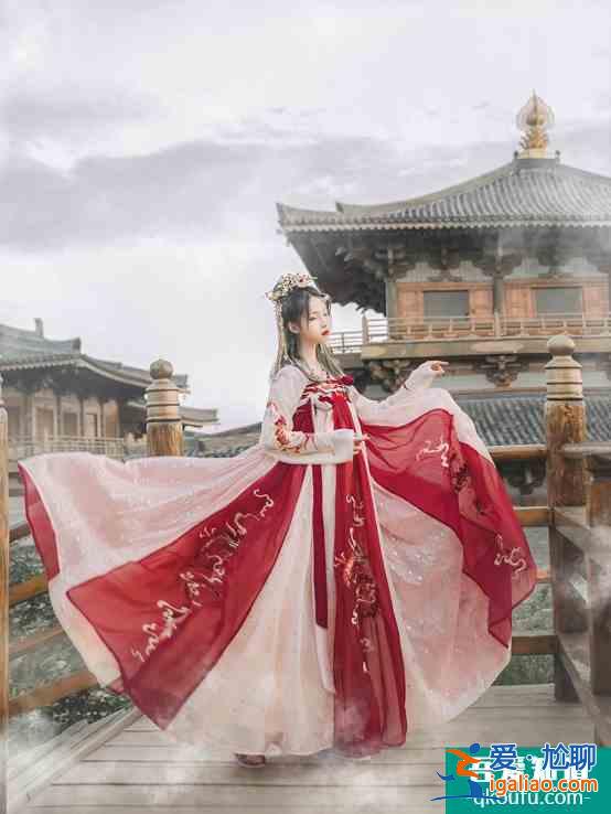 《琉璃》女主古裝太可了，一套漢服幾百到幾萬，上身簡直太仙了？