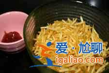 炸土豆條的做法？