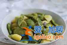 豆角燉土豆？
