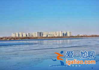 哈爾濱冬天有多冷,拍照需要給手機貼暖寶寶?。? alt=
