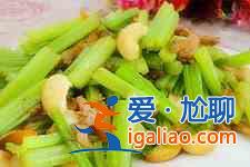 西芹腰果的做法大全? 西芹腰果的做法大全?