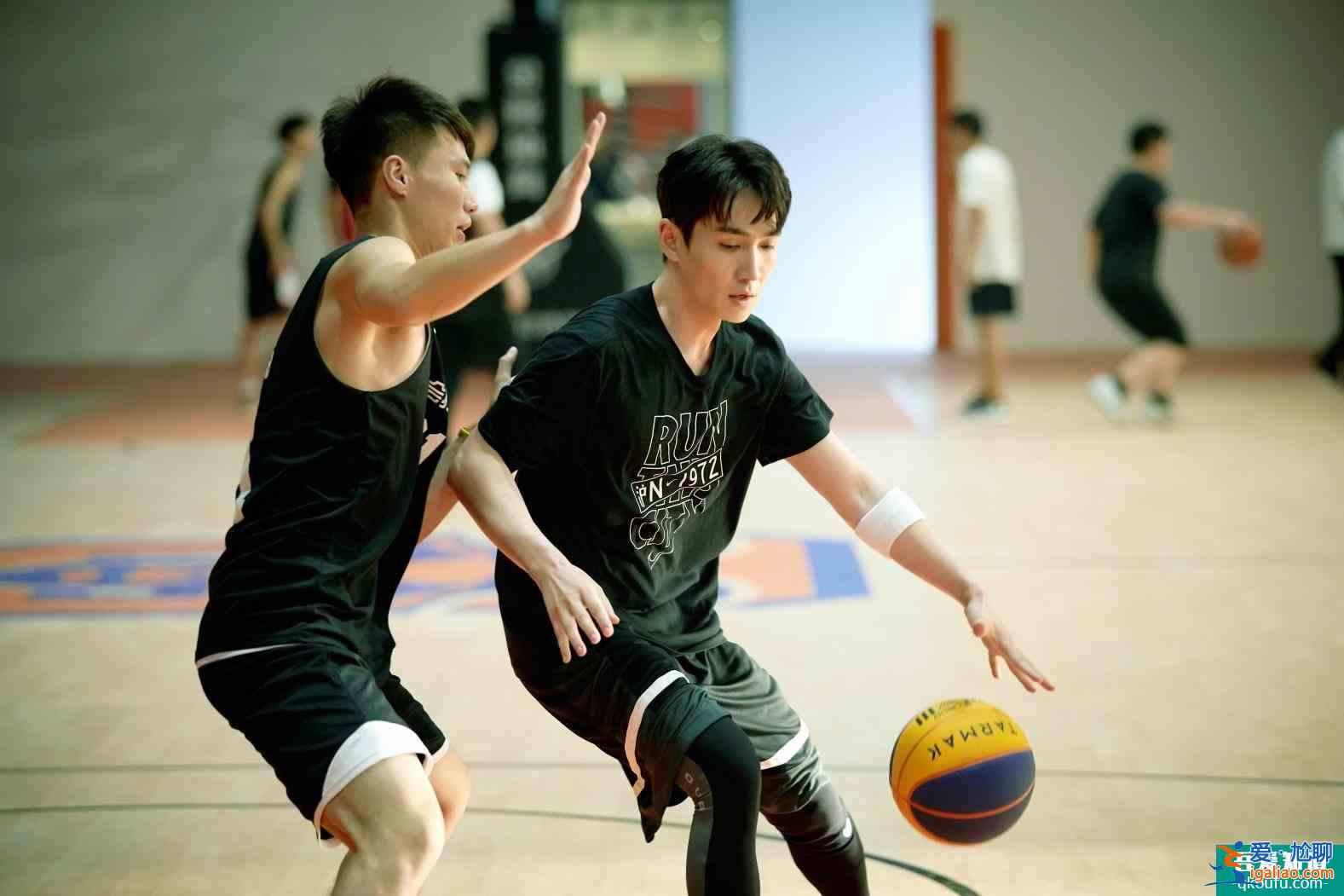 《重啟之極海聽雷》第二季上線 朱一龍雙面形象贏肯定? 《重啟之極海聽雷》第二季上線 朱一龍雙面形象贏肯定?