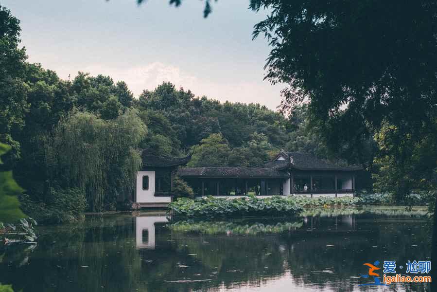 杭州西湖十大景點是什么，杭州西湖有哪些景點，杭州西湖著名的景點？