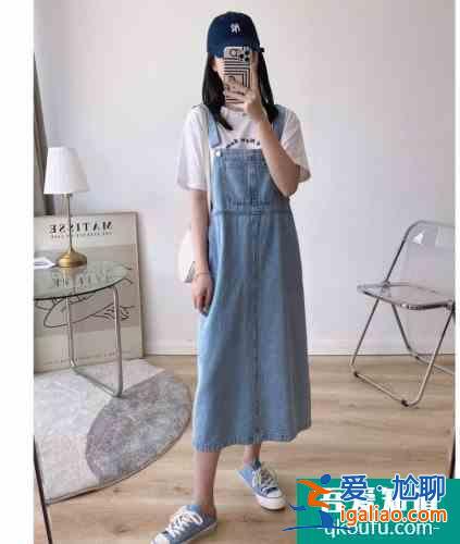 背帶裙的起源 怎樣系背帶裙的扣子? 背帶裙的起源 怎樣系背帶裙的扣子?