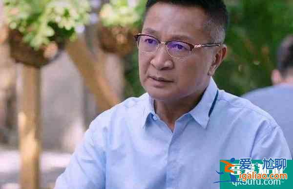 以家人之名：齊明月爸媽的結(jié)局，給表面親密的中年夫妻提了醒？