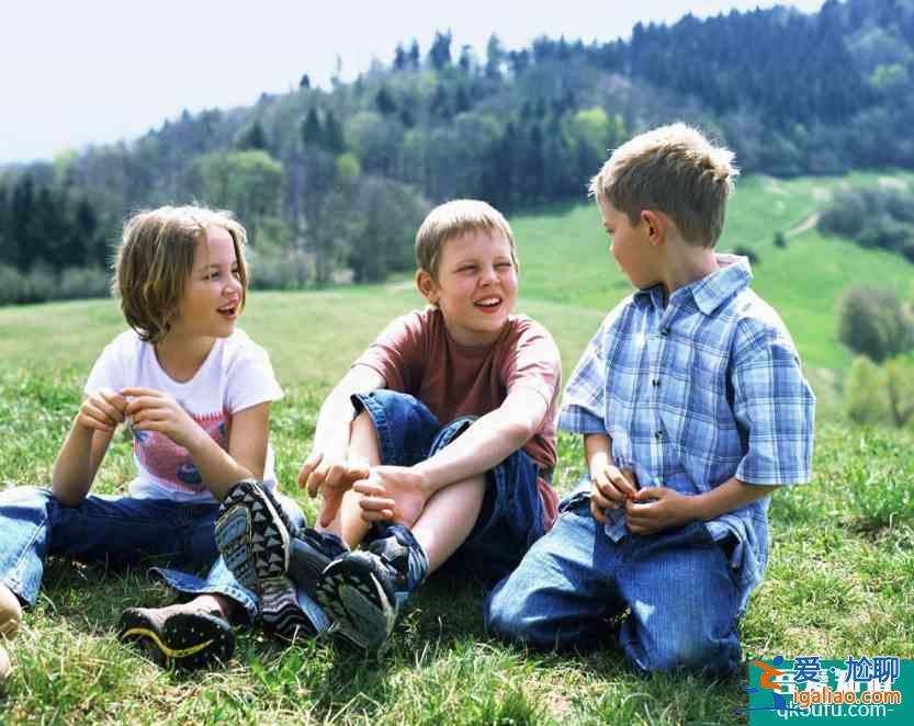 《以家人之名》:賀子秋式的懂事,是原生家庭帶來(lái)的“痛”? 《以家人之名》:賀子秋式的懂事,是原生家庭帶來(lái)的“痛”?