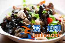 黑木耳炒肉的做法？
