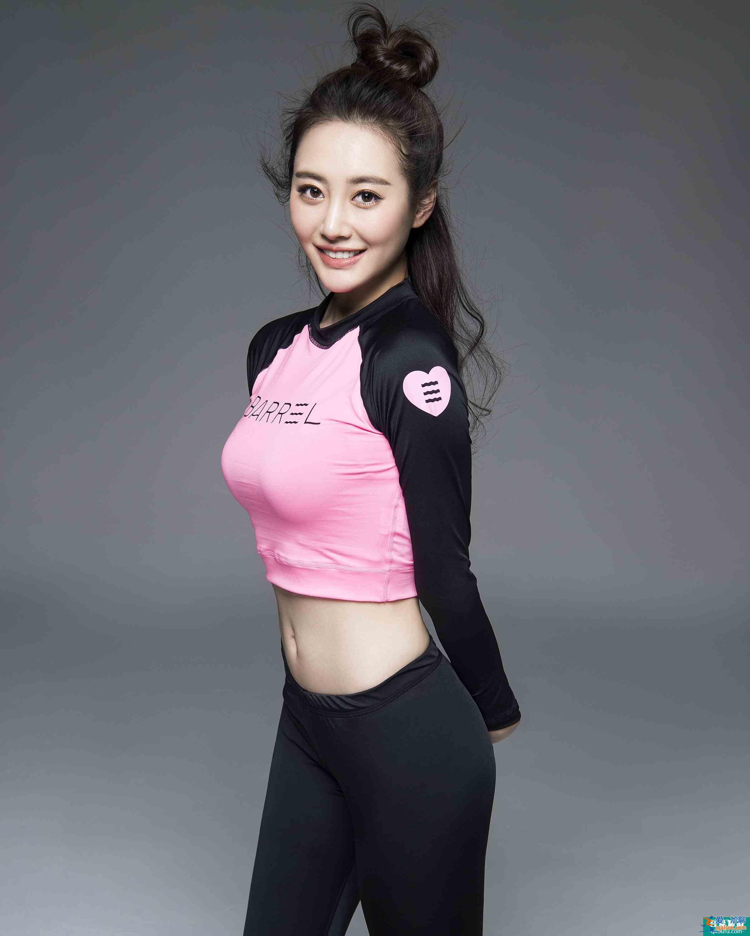 《他其實沒有那么愛你》：藏在漂亮女主和頻出金句背后的真相？
