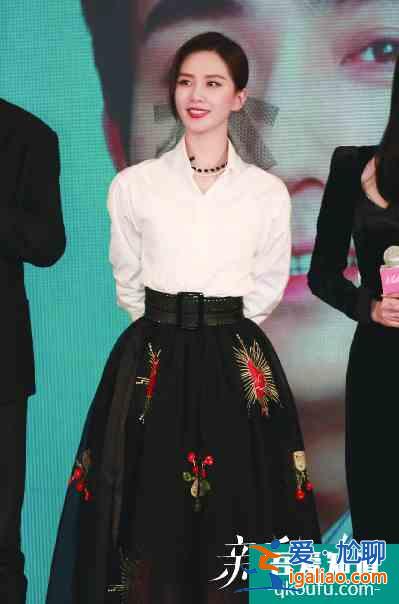 川臺出品《親愛的自己》熱播,劉詩詩:劇中角色就是你或身邊人的影? 川臺出品《親愛的自己》熱播,劉詩詩:劇中角色就是你或身邊人的影?