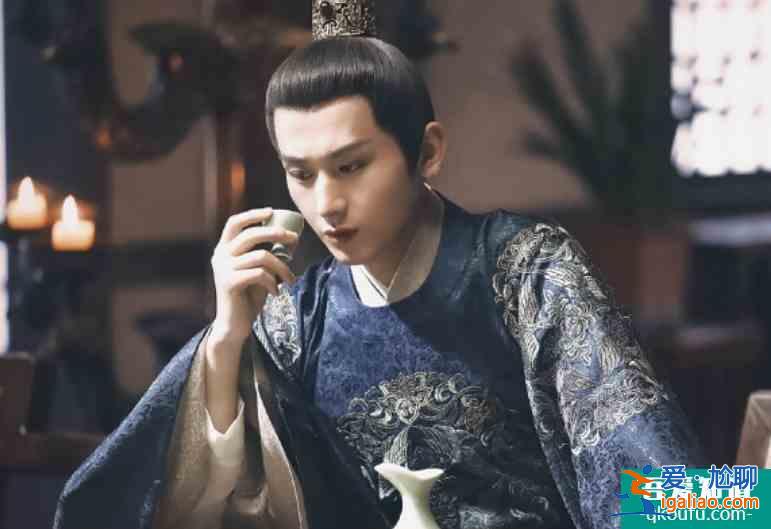 《長安諾》劇組有多現實？成毅走紅后，海報都比女主大兩倍？
