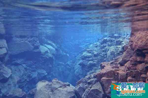 冬天去冰島好玩嗎 冬天去冰島能看到極光嗎？