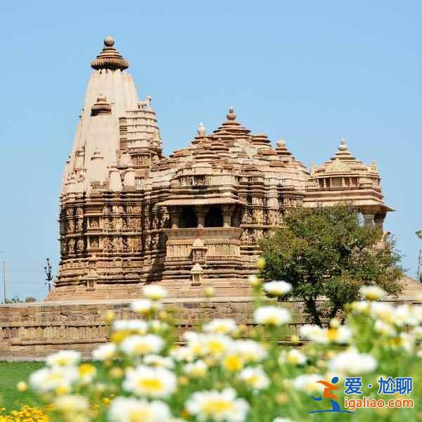 開放至極的印度性文化，不可思議的雕刻藝術？