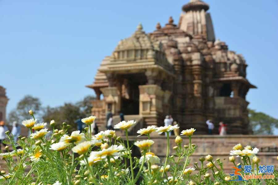 開放至極的印度性文化，不可思議的雕刻藝術？