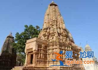 開放至極的印度性文化，不可思議的雕刻藝術？