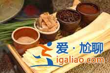 煎餅卷大蔥的做法？