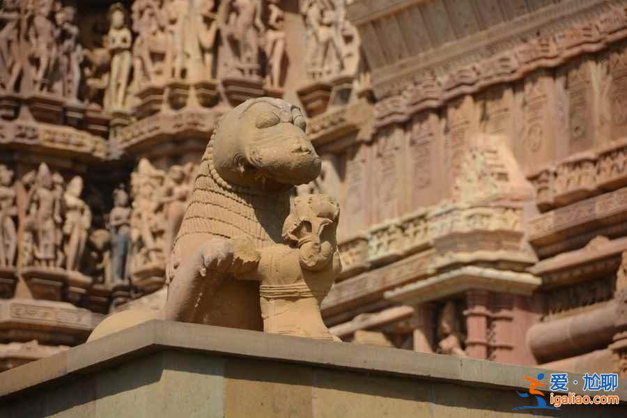 開放至極的印度性文化，不可思議的雕刻藝術？