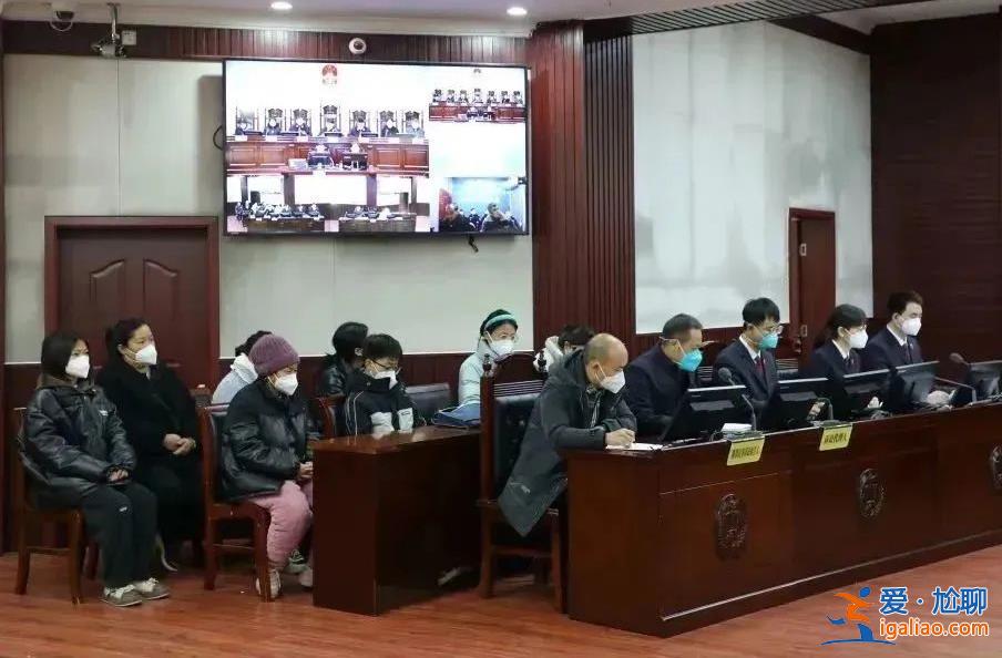 河南女子舉報“父親被打死” 2名被告人受審? 河南女子舉報“父親被打死” 2名被告人受審?