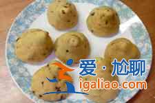 窩窩頭的做法? 窩窩頭的做法?