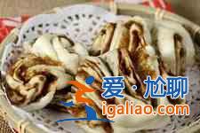 麻醬花卷的做法? 麻醬花卷的做法?