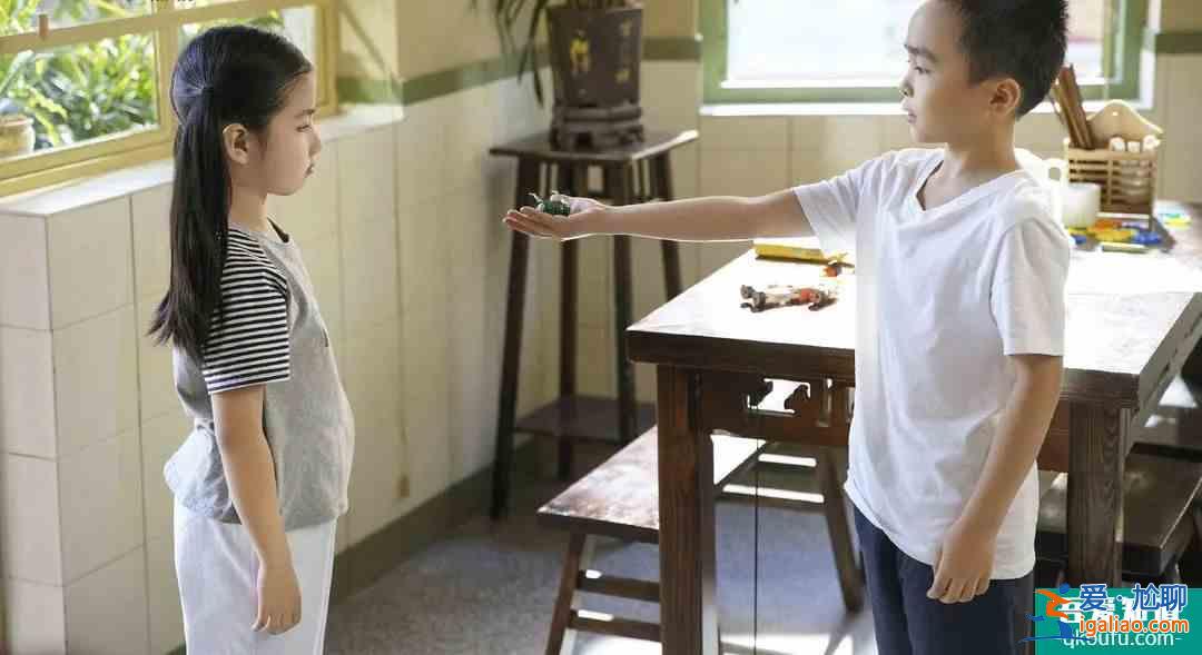 《以家人之名》真名：譚松韻的蛀牙萌生與治愈？