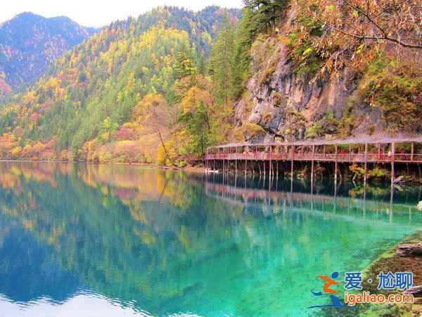 【10月去九寨溝】10月份去九寨溝好玩嗎，九寨溝10月份去好嗎？
