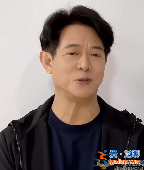李連杰罕見露面!臉大脖子粗疑似病發(fā) 變化太大網(wǎng)友直呼認不出