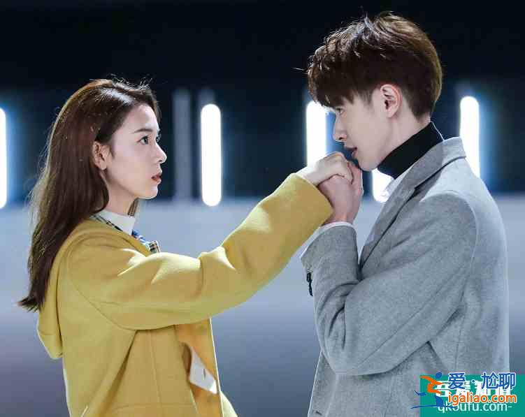 《穿盔甲的少女》:聞冰因禍得福和桑甜走到一起,結(jié)局設(shè)定蘇到炸? 《穿盔甲的少女》:聞冰因禍得福和桑甜走到一起,結(jié)局設(shè)定蘇到炸?