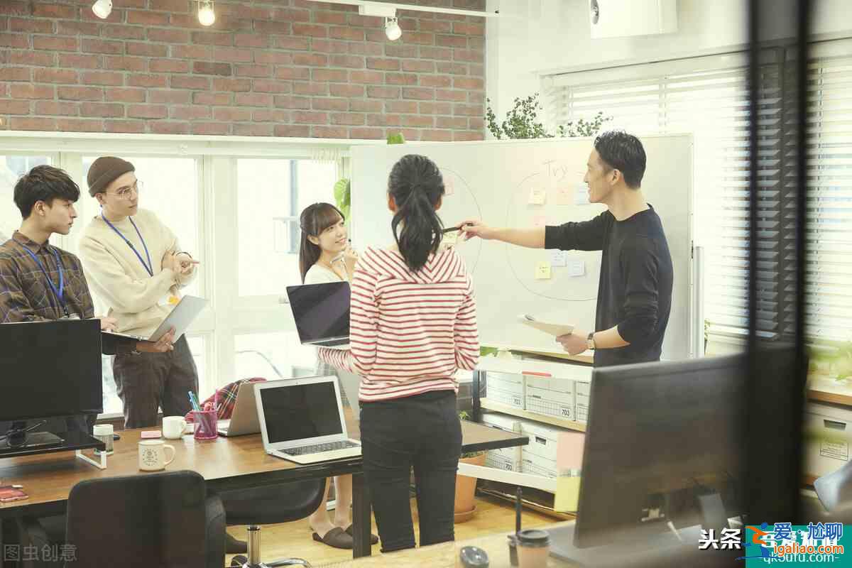 《親愛的自己》：職場上到底要不要講感情？？