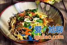 涼拌粉絲的做法？