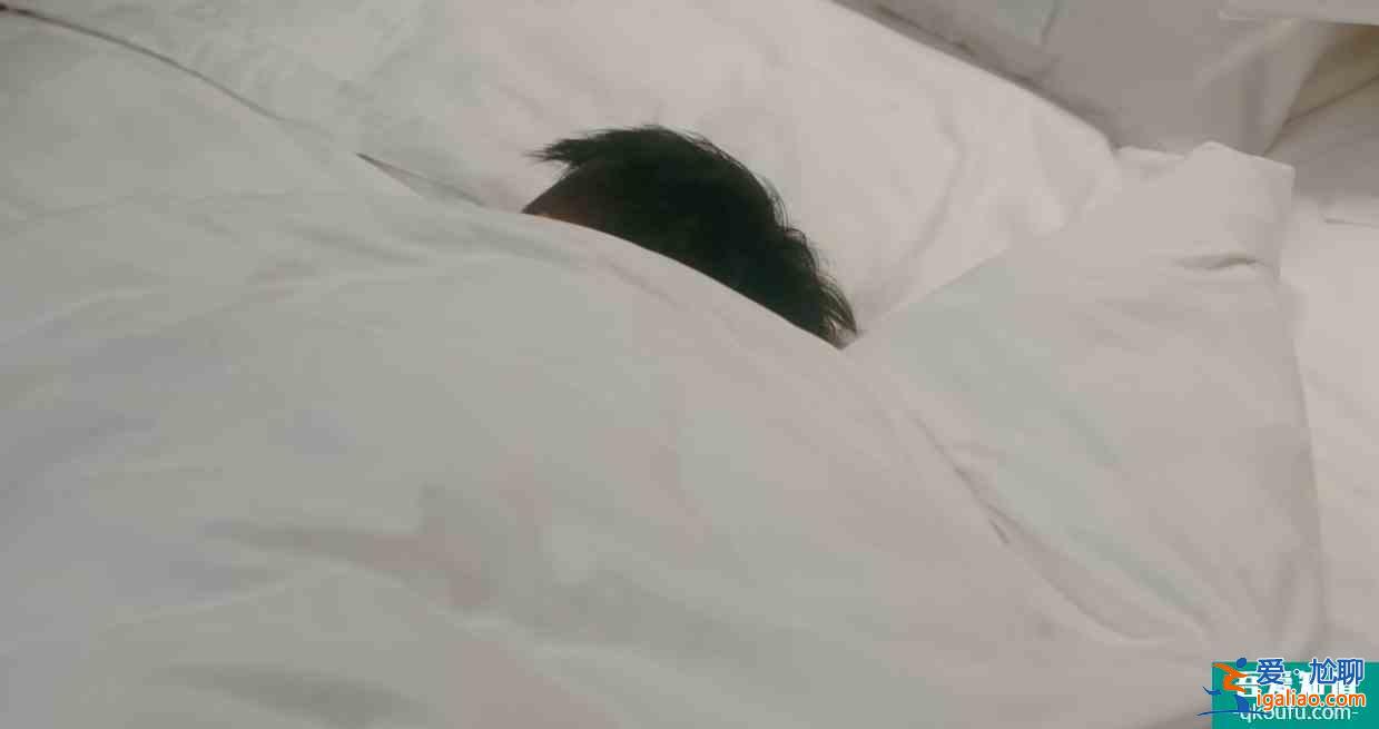 他其實(shí)沒有那么愛你:于天分手獨(dú)自買醉?孫藝荷仗義陪伴? 他其實(shí)沒有那么愛你:于天分手獨(dú)自買醉?孫藝荷仗義陪伴?